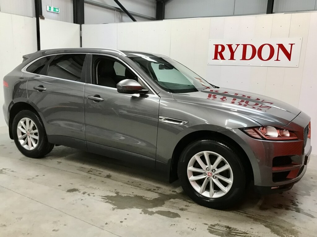 Jaguar F-Pace 2.0D Prestige Awd Grey