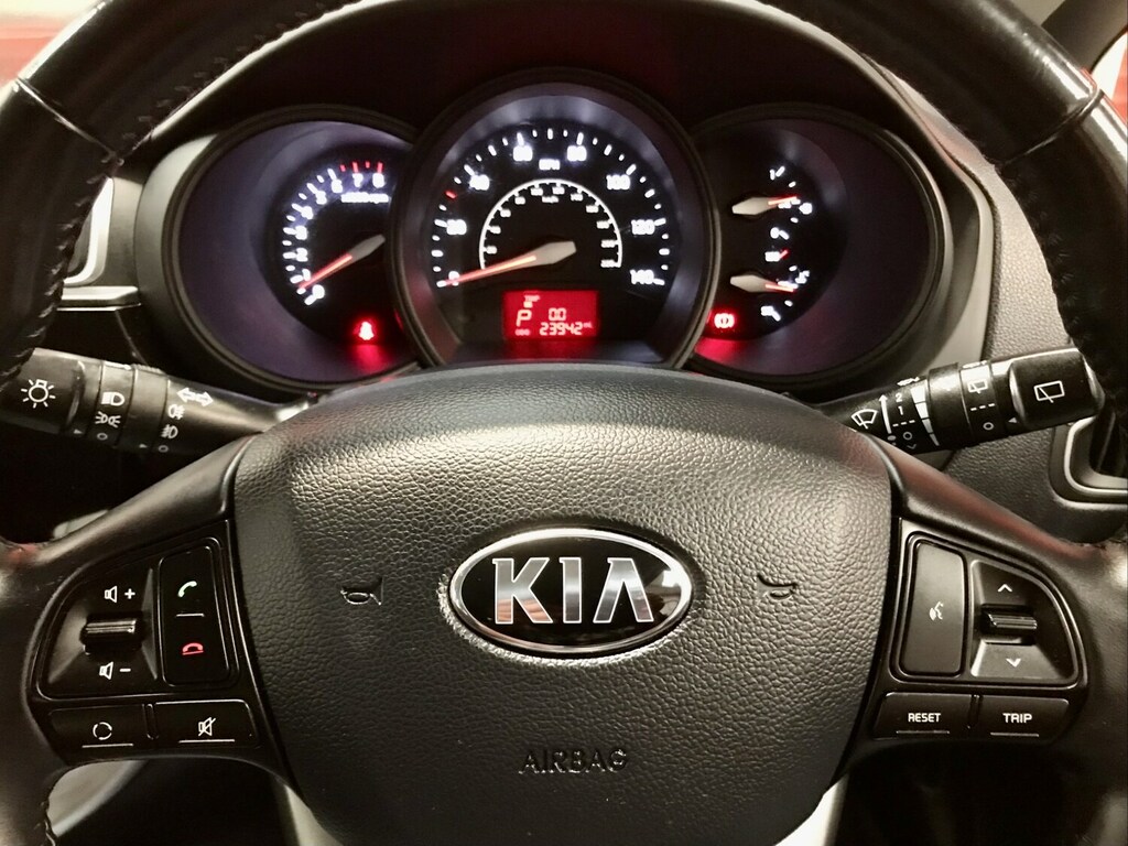 Kia RIO 1.25 Sr7 White #8