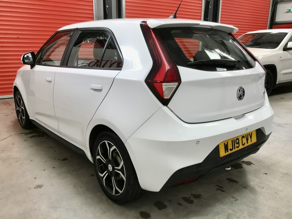 MG MG3 1.5 Vti-tech Exclusive White #3