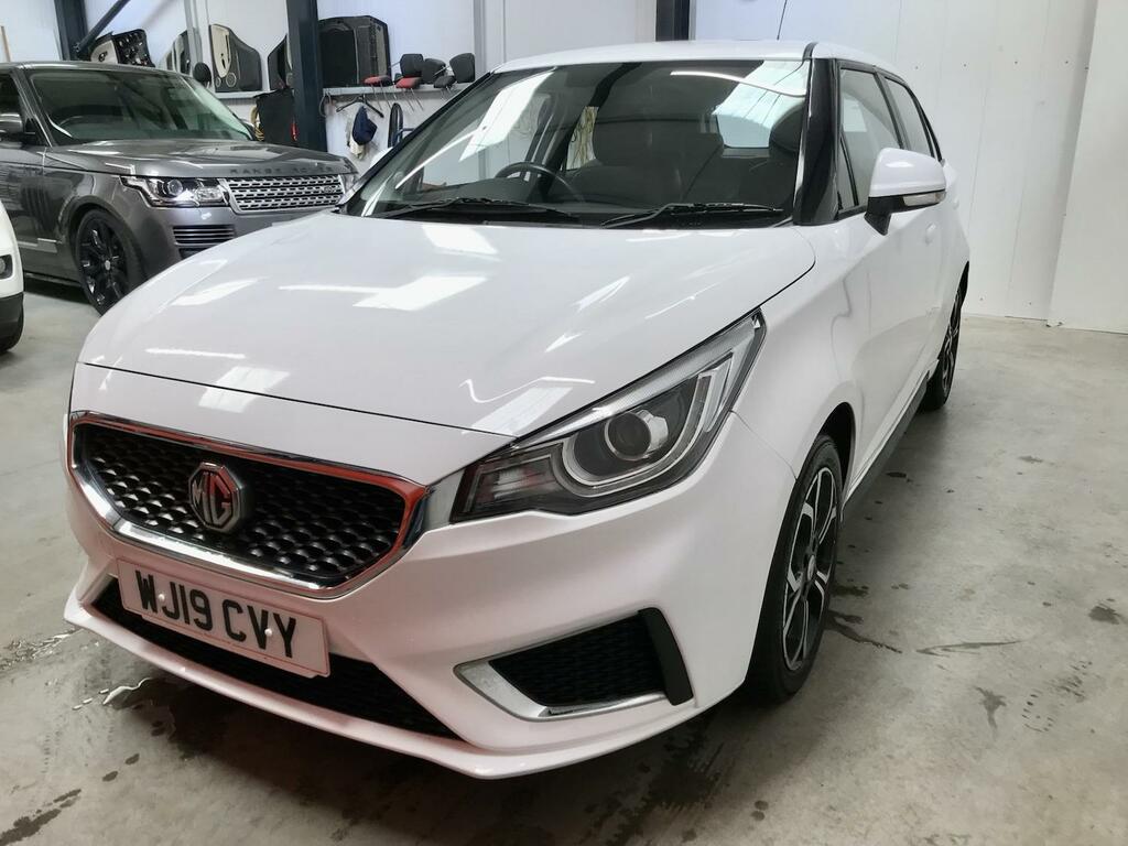 MG MG3 1.5 Vti-tech Exclusive White #2