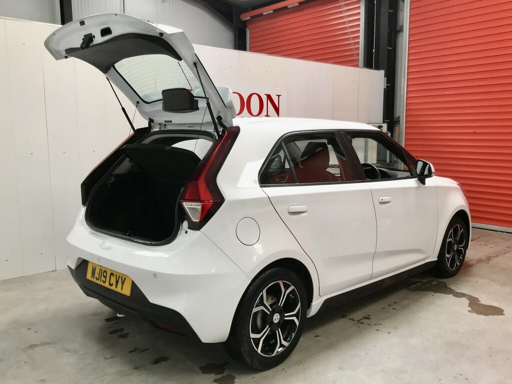 MG MG3 1.5 Vti-tech Exclusive White #4