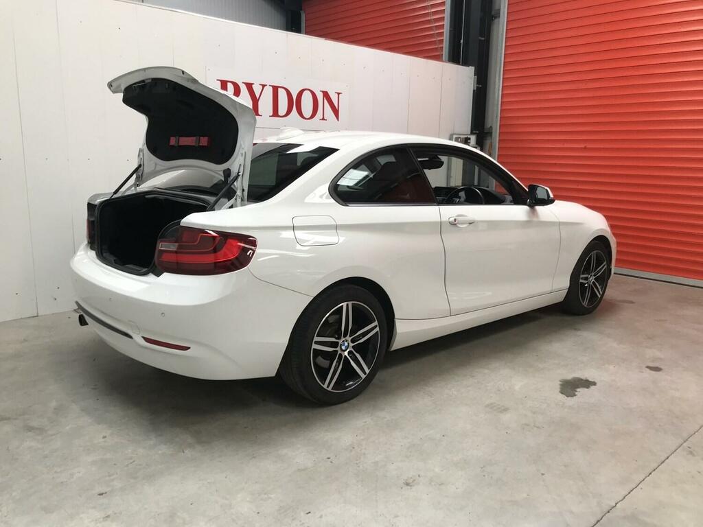 BMW 2 Series 218D Sport White #4