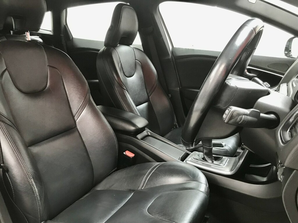 Volvo V40 D2 Se Lux White #6