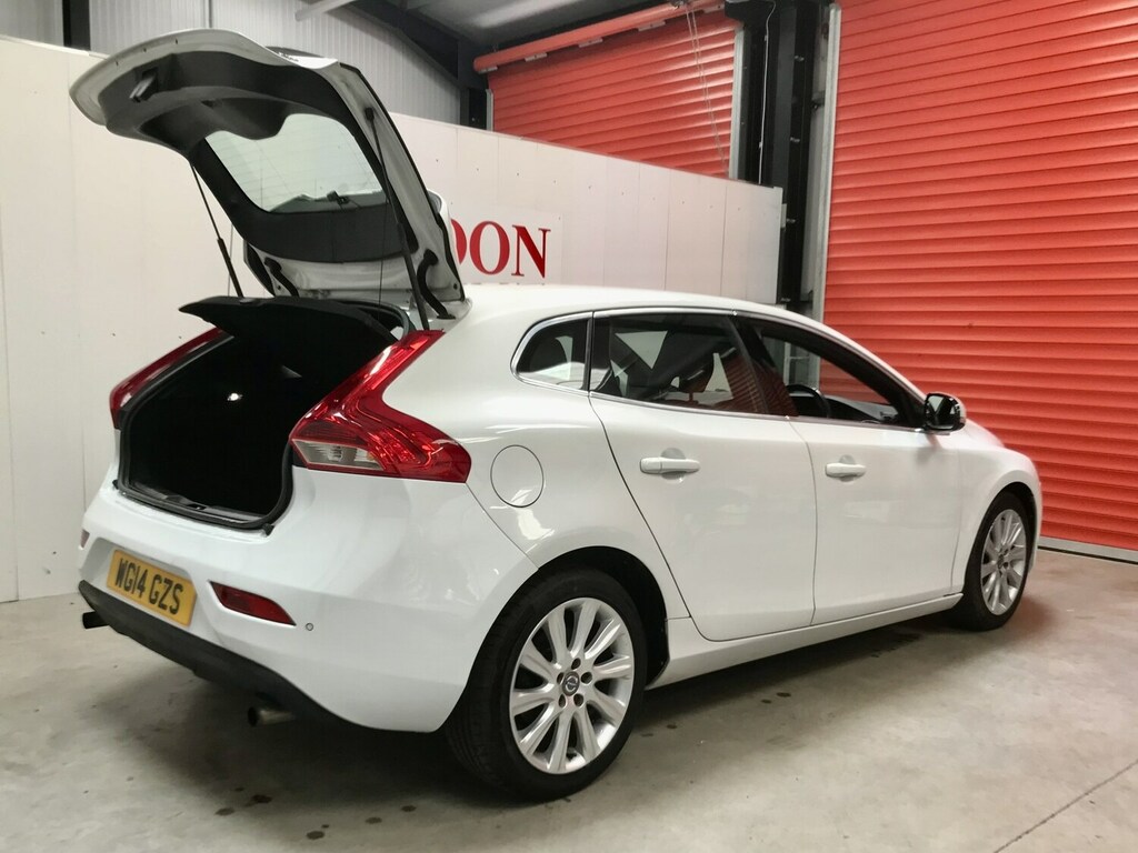 Volvo V40 D2 Se Lux White #4