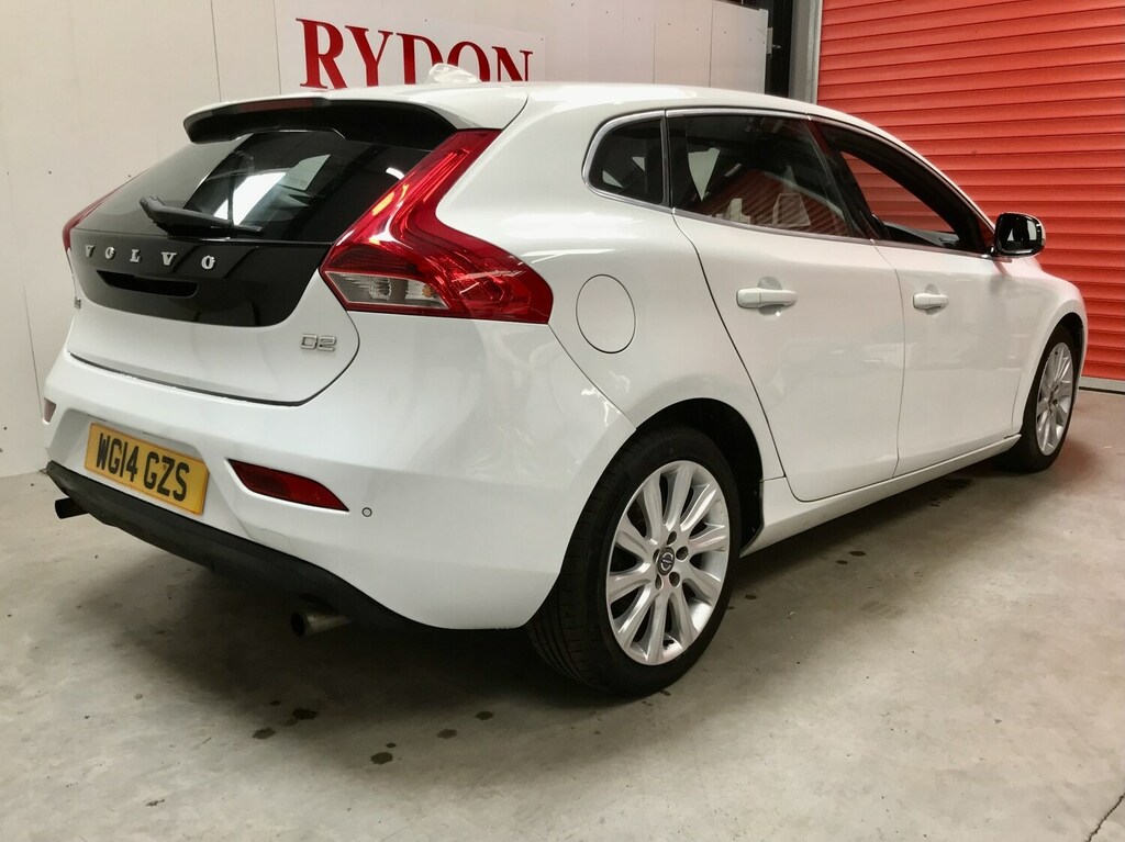 Volvo V40 D2 Se Lux White #5