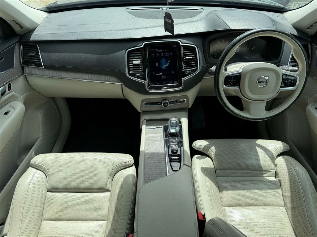 Volvo XC90 #11