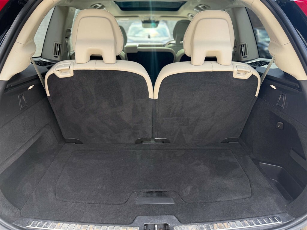 Volvo XC90 #28