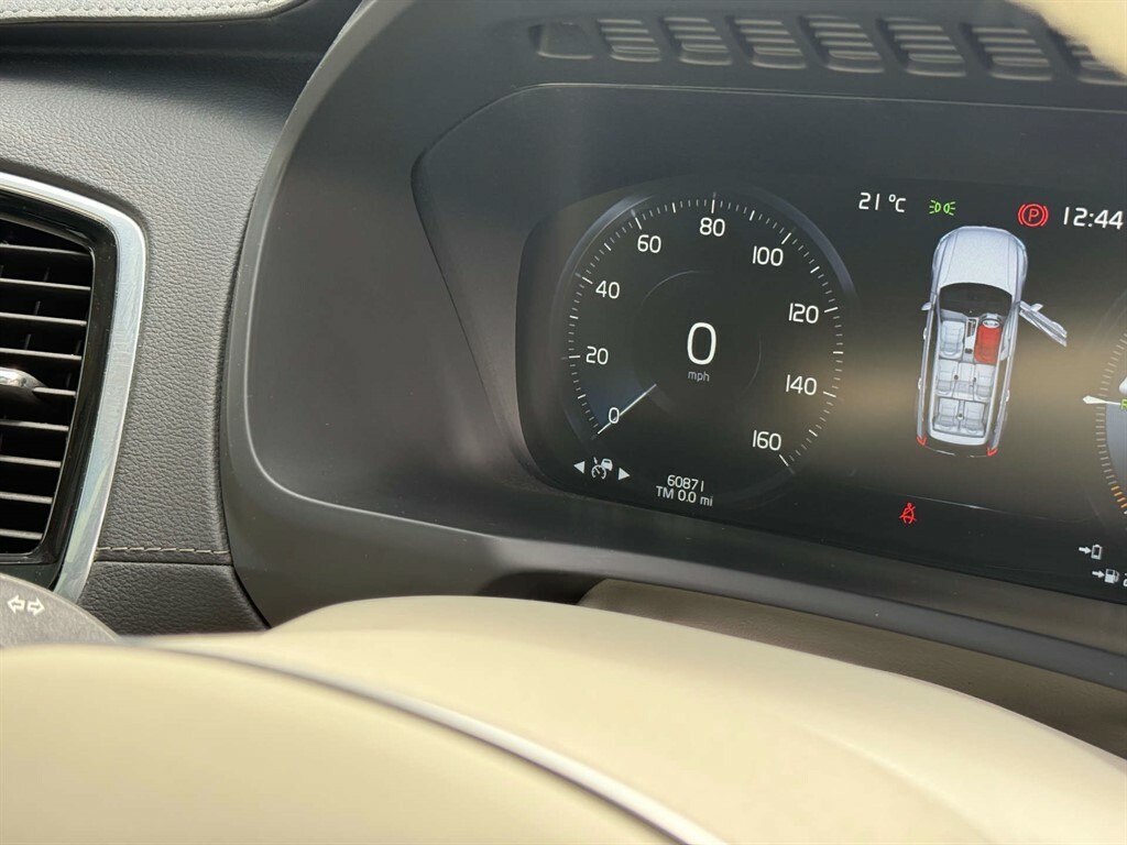 Volvo XC90 #19