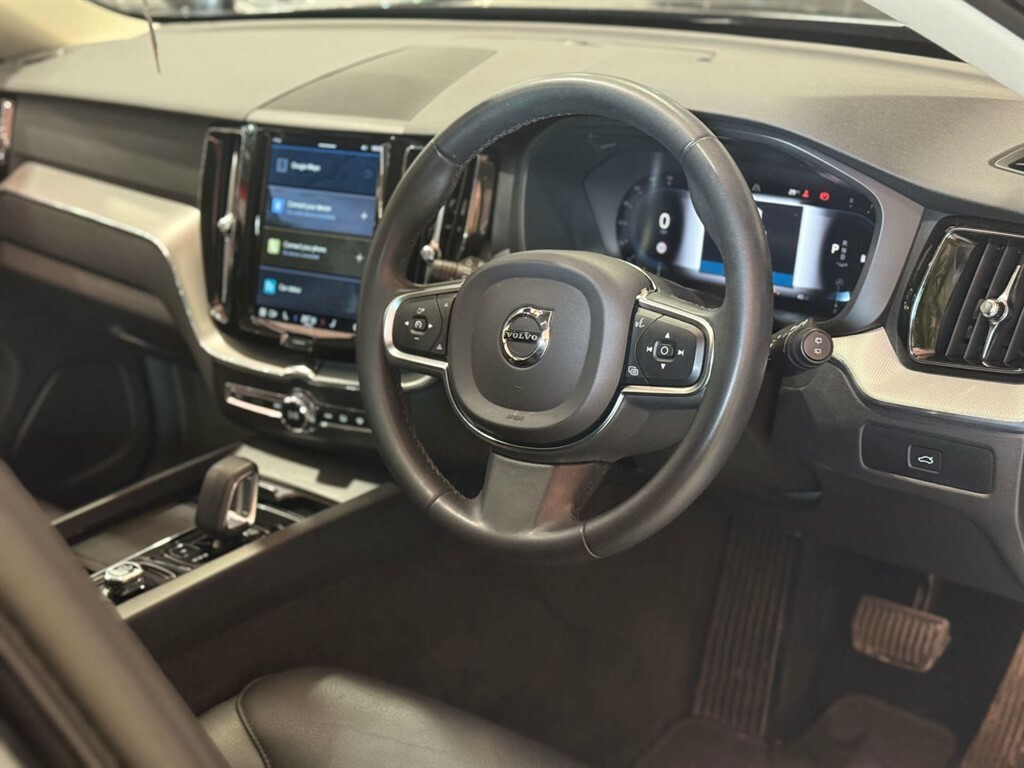 Volvo XC60 B4 Awd Mild Hybrid R-design, Black #10
