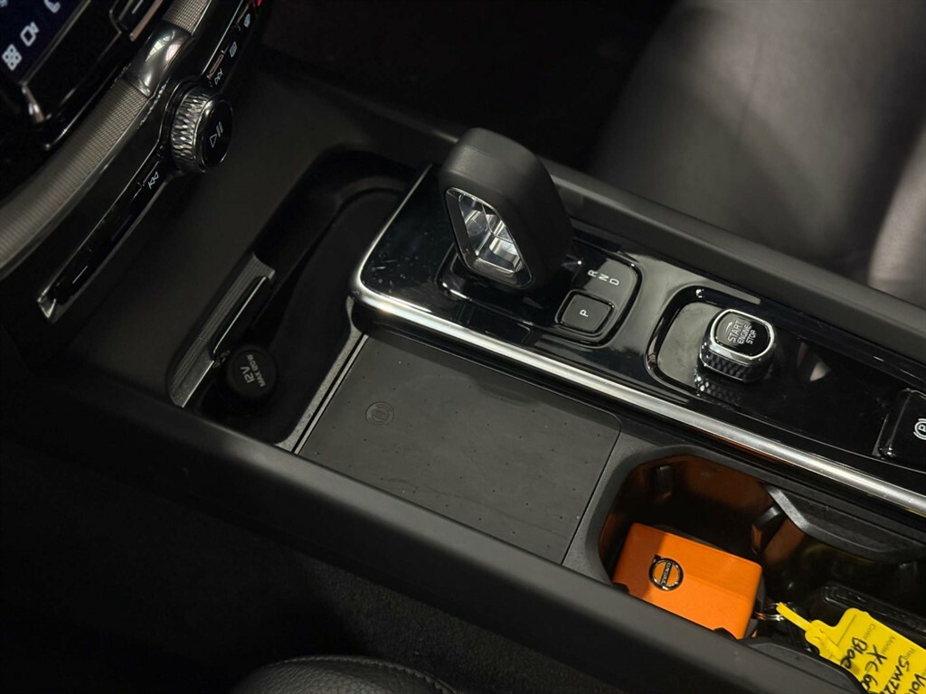 Volvo XC60 B4 Awd Mild Hybrid R-design, Black #13