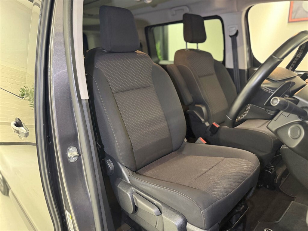 Toyota Verso Mpv Grey #4