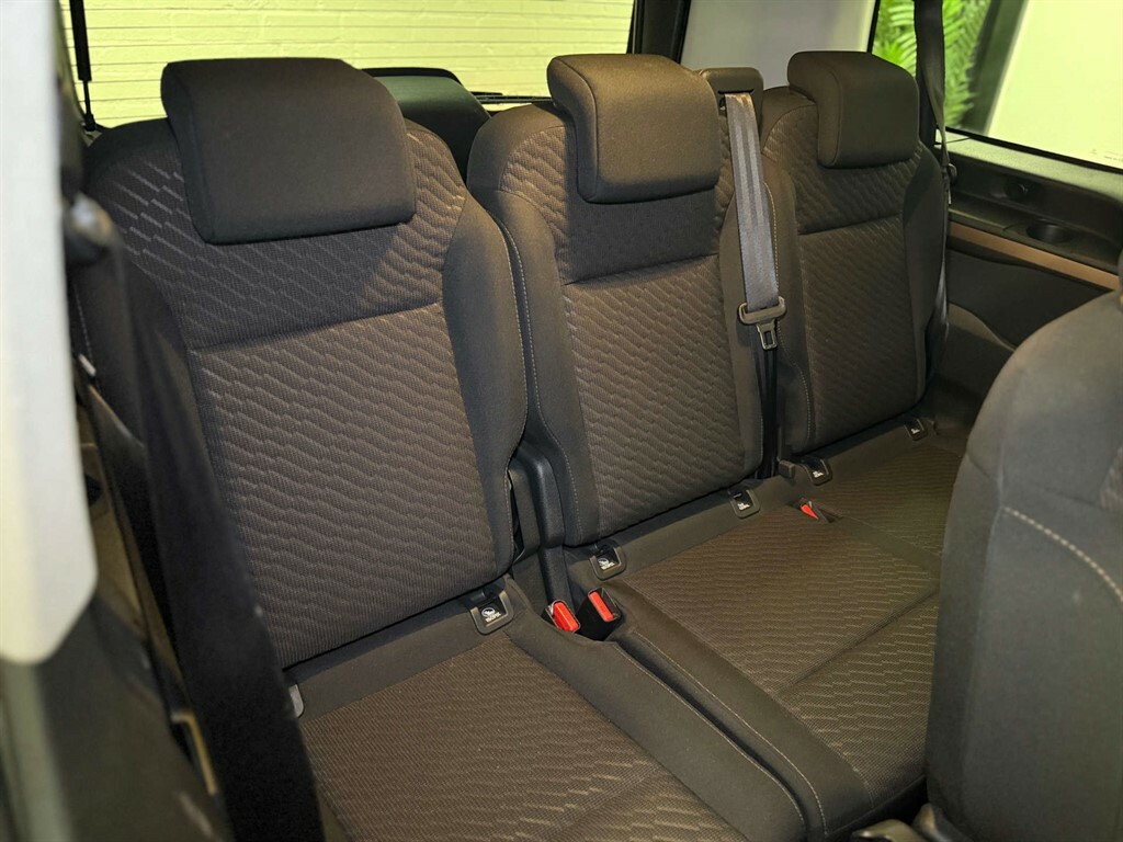 Toyota Verso 2.0D Shuttle Long Mpv Lwb Euro 6 Ss 9 Seat Grey #25