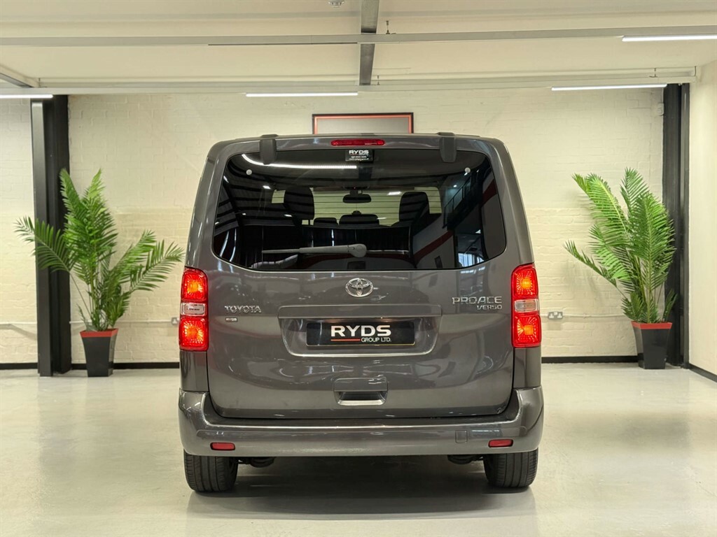 Toyota Verso 2.0D Shuttle Long Mpv Lwb Euro 6 Ss 9 Seat Grey #7