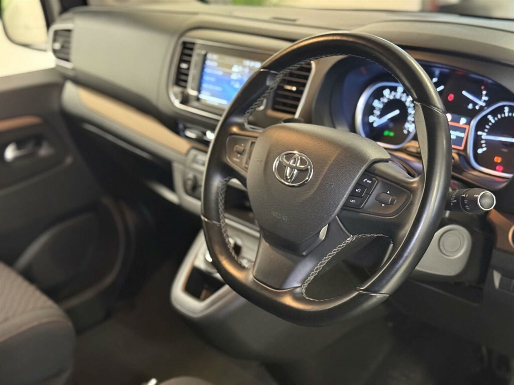 Toyota Verso 2.0D Shuttle Long Mpv Lwb Euro 6 Ss 9 Seat Grey #10