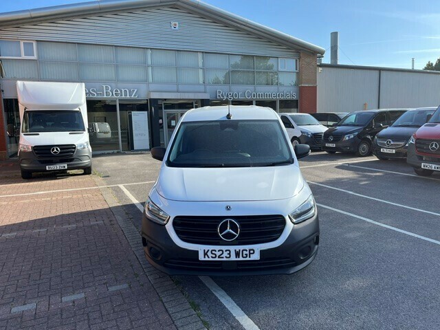 Mercedes-Benz CITAN 110 Progressive L1 White #2