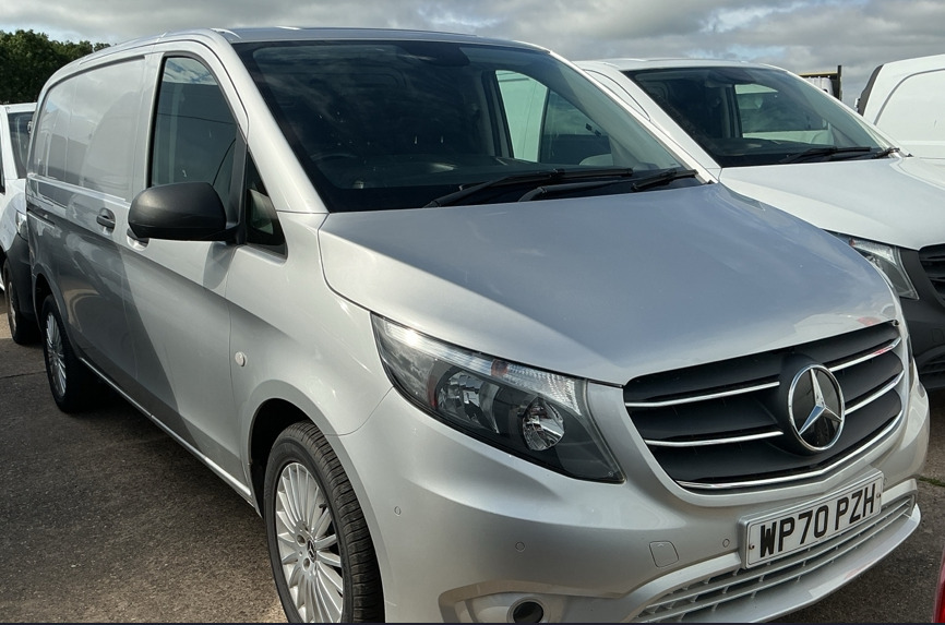 Mercedes-Benz Vito 114 Premium L1 Silver