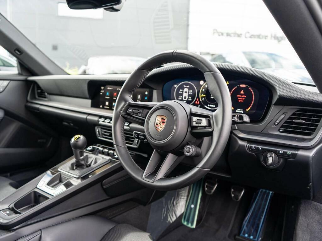 Porsche 911 Gt3 Touring #4