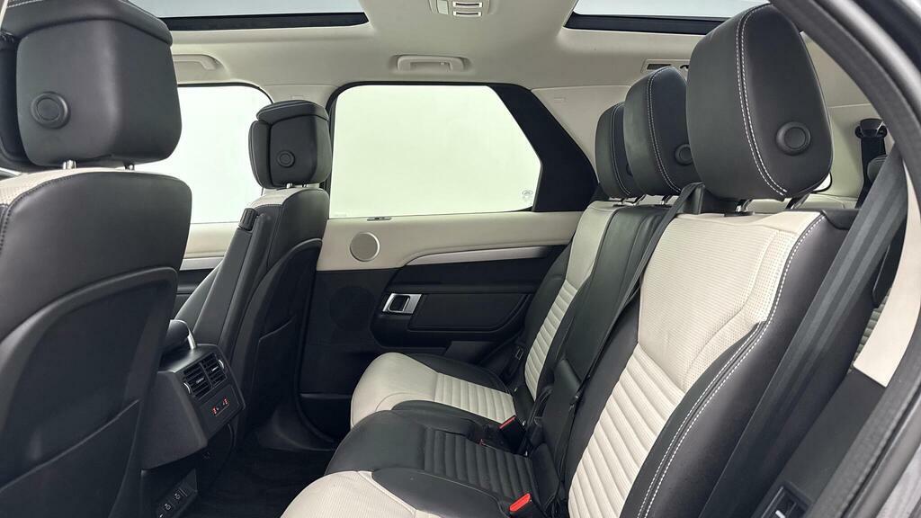 Land Rover Discovery 3 .0 D350 Dynamic Hse Grey #4