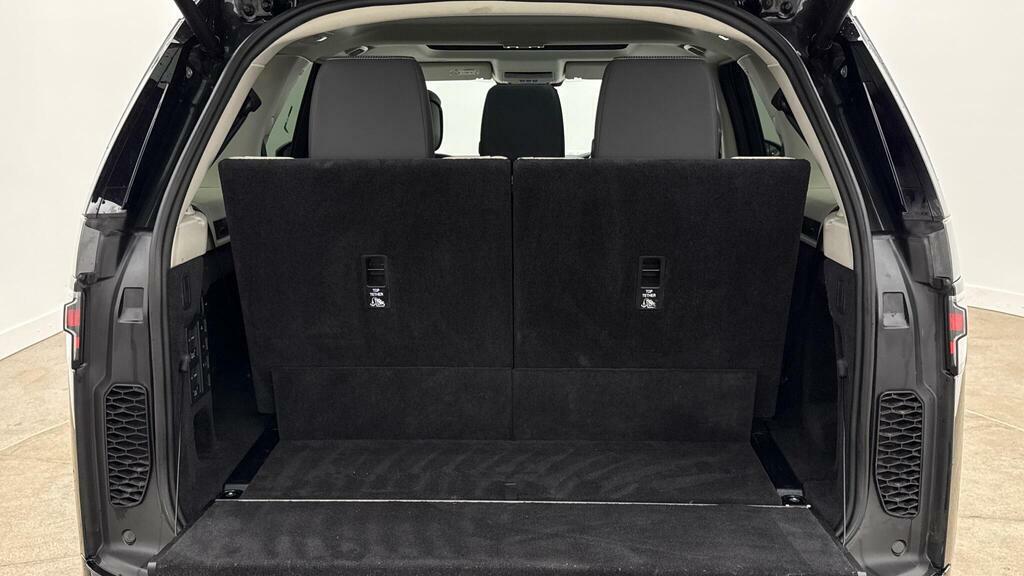 Land Rover Discovery 3 .0 D350 35Th Edition Black #10