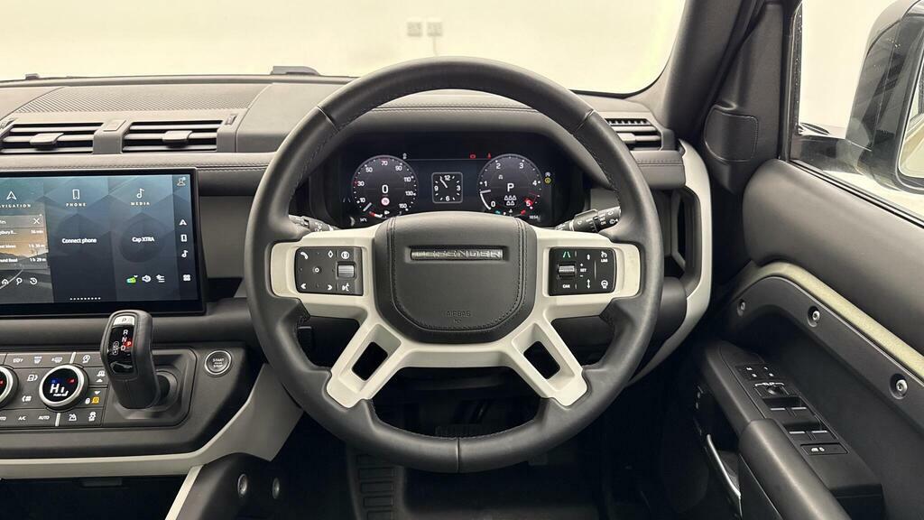 Land Rover Defender 110 3.0 D250 S 110 Black #15