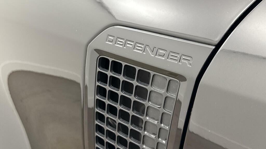 Land Rover Defender 110 X-dynamic Se Black #20