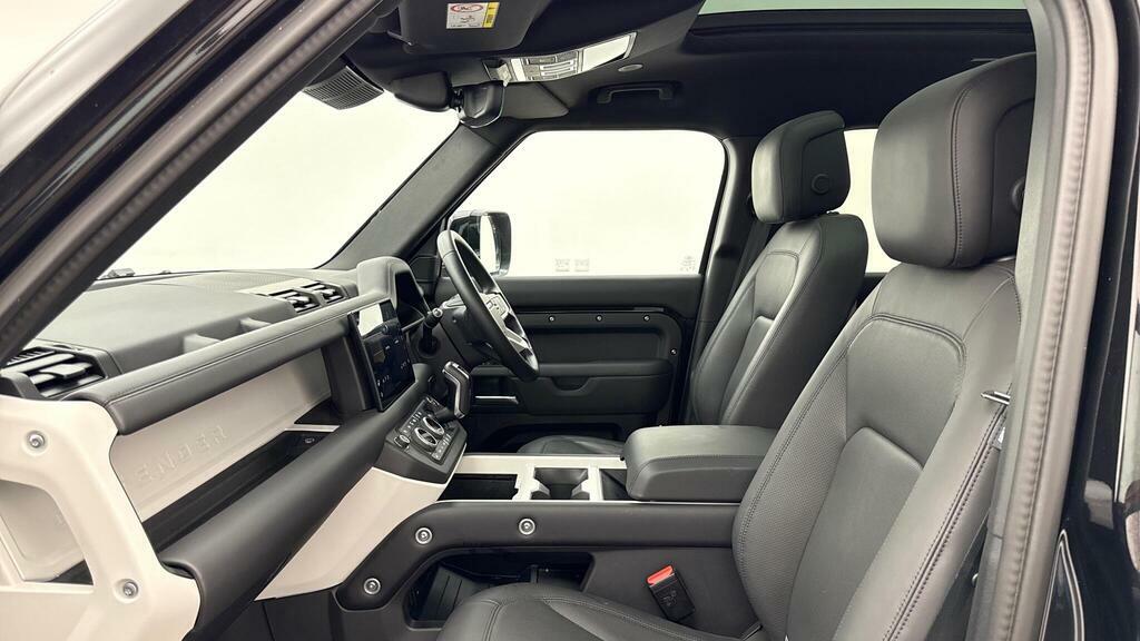 Land Rover Defender 110 3.0 D350 X-dynamic Hse Black #3