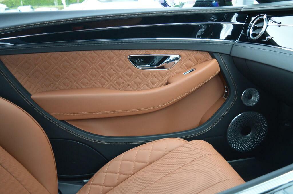 Bentley Continental Gt V8 S #38