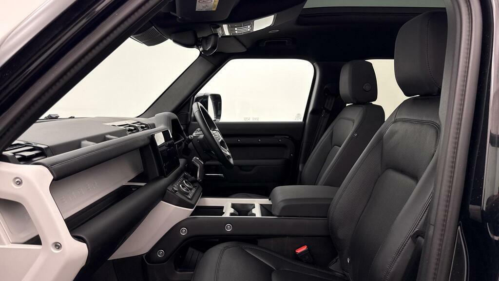 Land Rover Defender 110 3.0 D350 X-dynamic Se Black #3