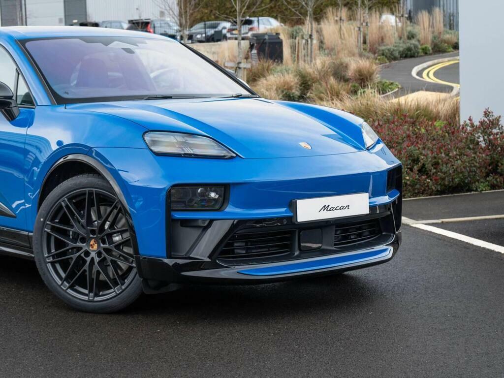 Porsche Macan  Grey #15