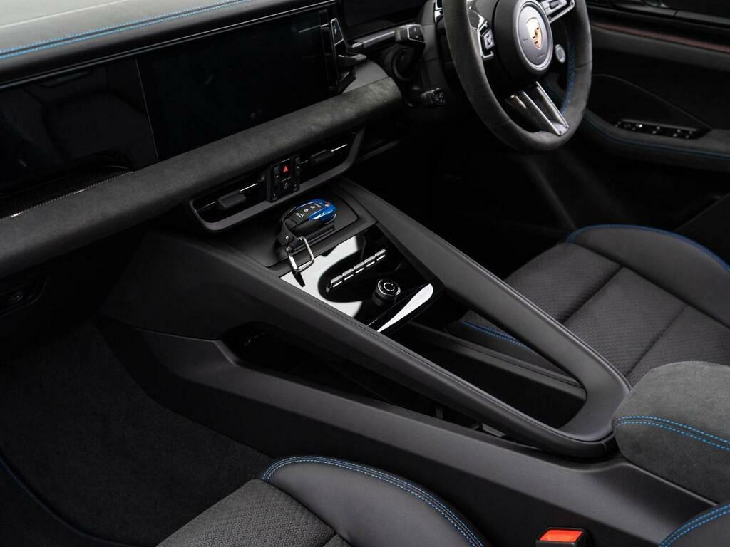 Porsche Macan  Grey #43