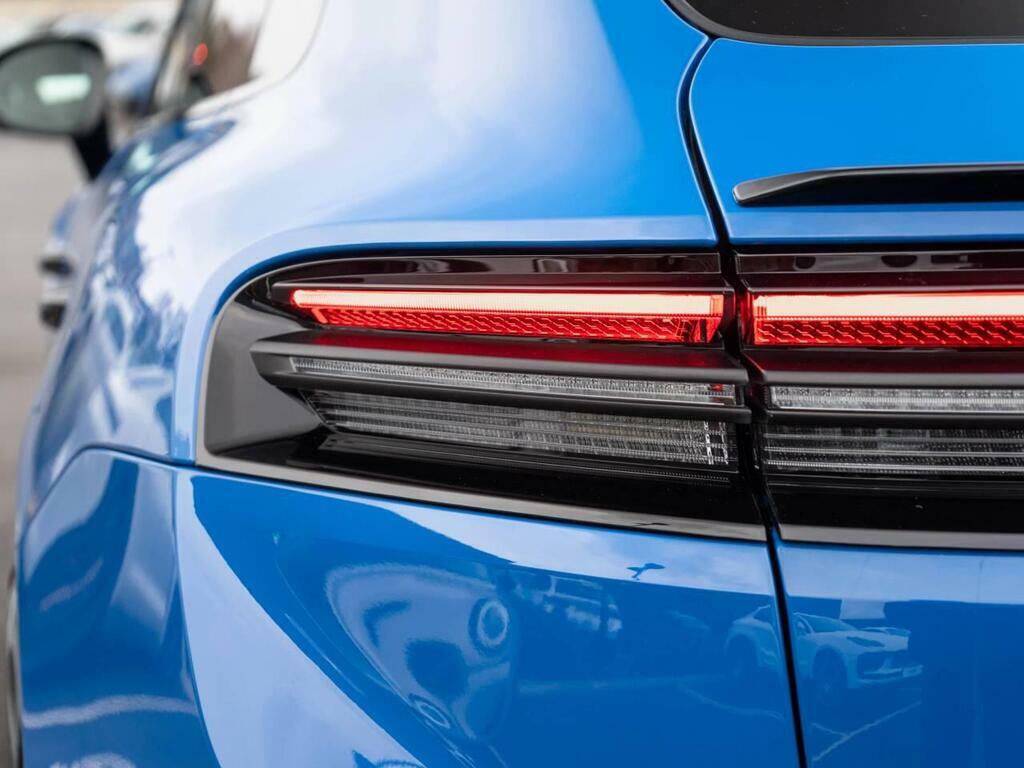Porsche Macan  Grey #9