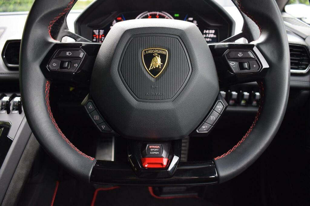 Lamborghini Huracan Sto Vat Qualifying Black #35