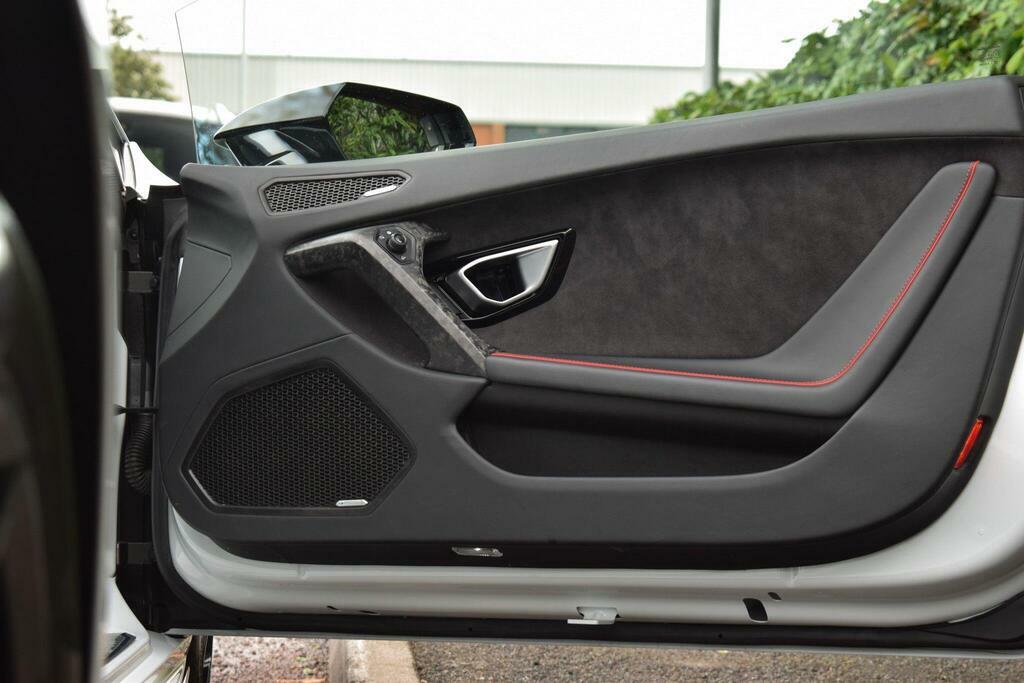 Lamborghini Huracan Sto Vat Qualifying Black #26