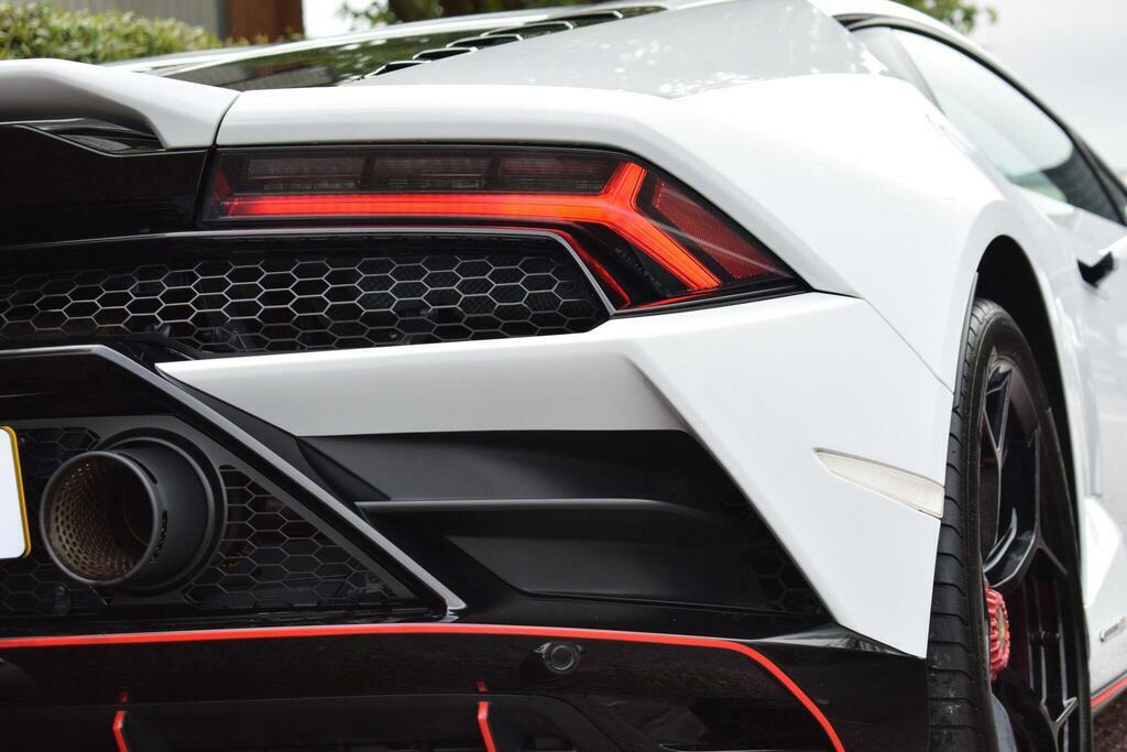 Lamborghini Huracan Sto Vat Qualifying Black #12