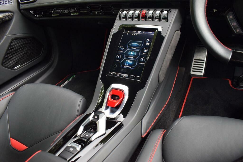 Lamborghini Huracan Sto Vat Qualifying Black #15