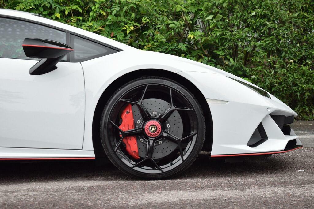 Lamborghini Huracan Sto Vat Qualifying Black #7