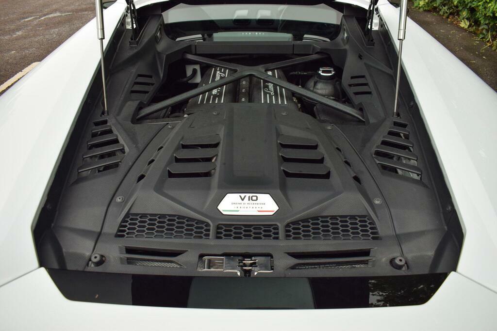 Lamborghini Huracan Sto Vat Qualifying Black #40