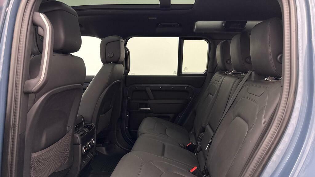 Land Rover Defender 110 3.0 D350 X-dynamic Hse Blue #4