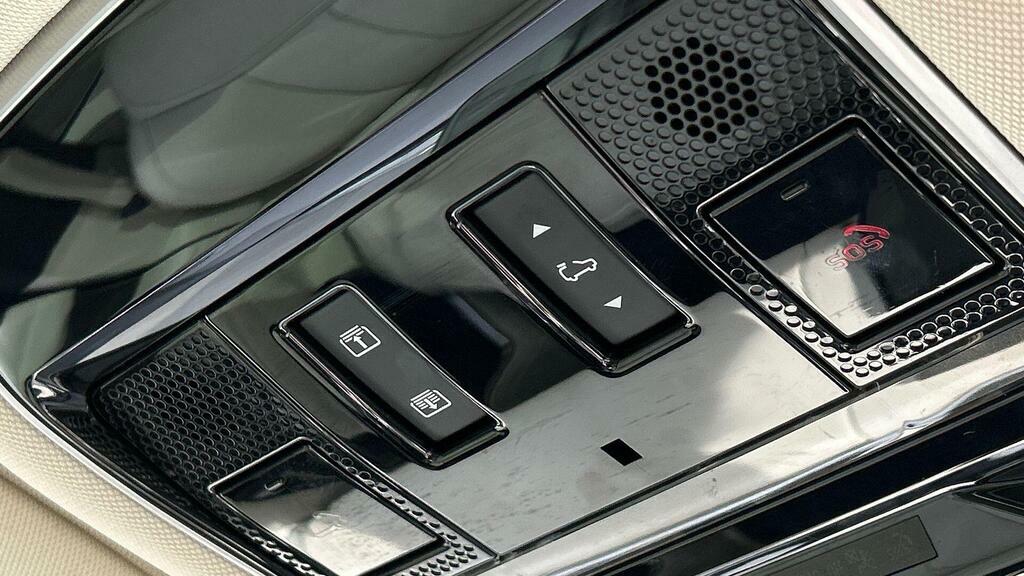 Land Rover Range Rover Range Rover Westminster Phev Black #23
