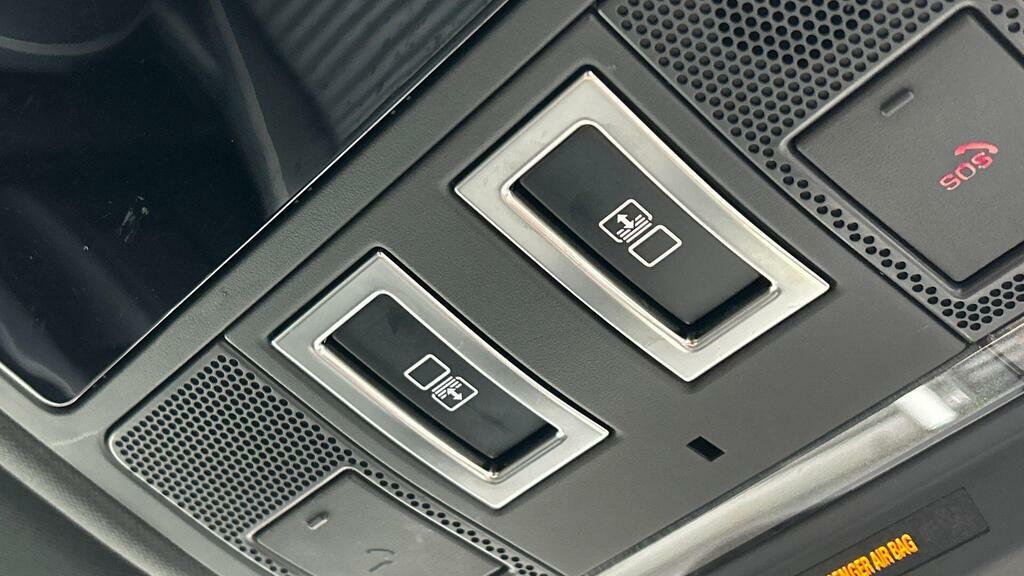 Land Rover Discovery 3 .0 R-dynamic Hse Mhev #23