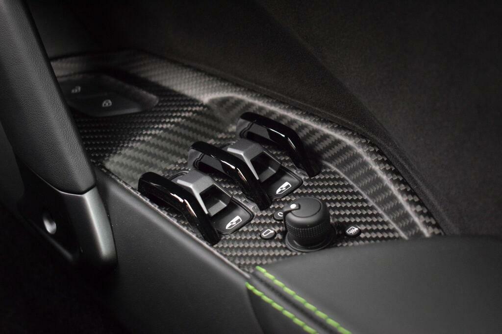 Lamborghini Revuelto 6.5 V12 Hpev Std  #37
