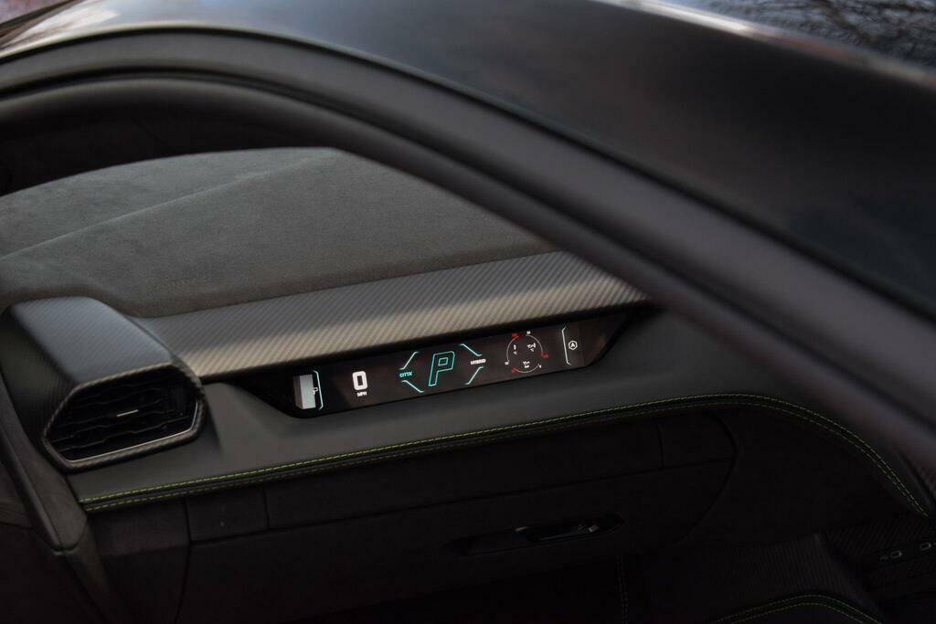 Lamborghini Revuelto 6.5 V12 Hpev Std  #24