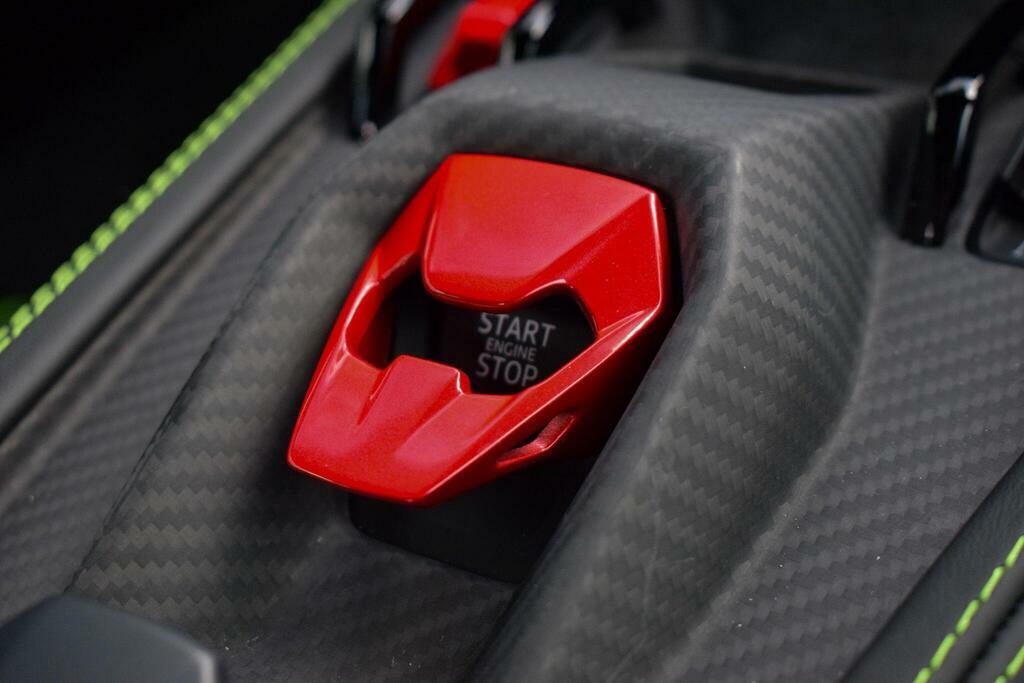 Lamborghini Revuelto 6.5 V12 Hpev Std  #35