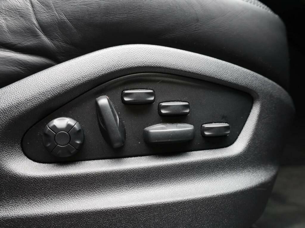 Porsche Cayenne   #25