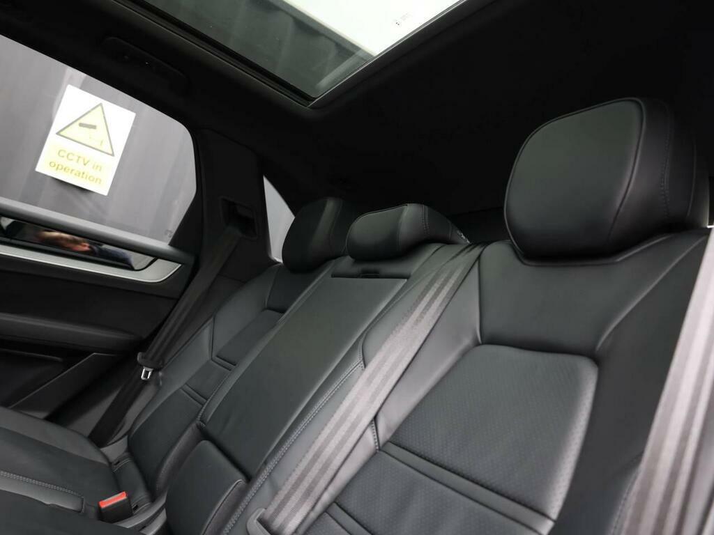 Porsche Cayenne   #31