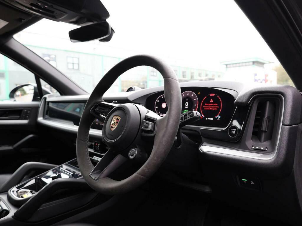 Porsche Cayenne   #20