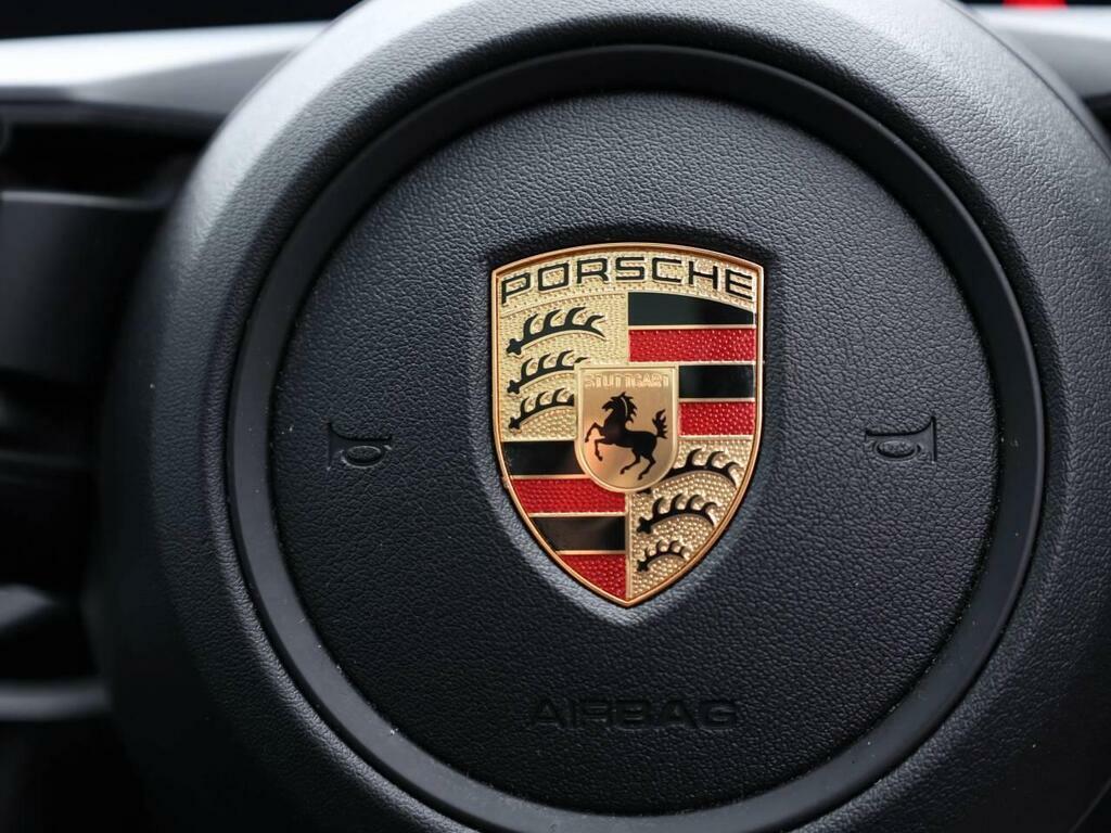 Porsche Cayenne   #18