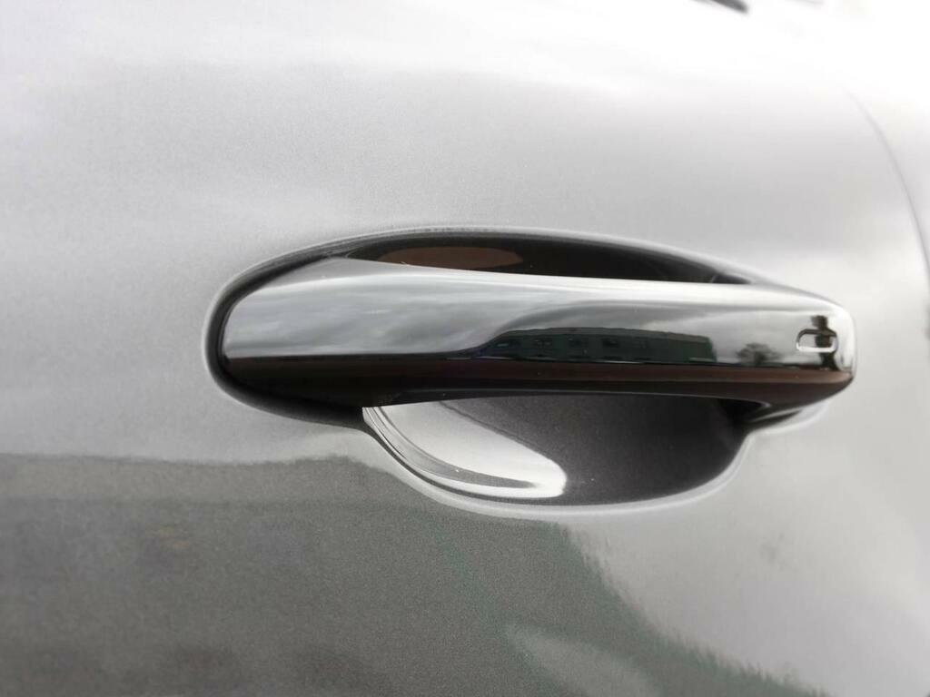 Porsche Cayenne   #17