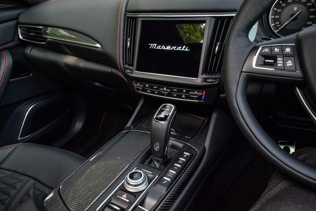 Maserati Levante V6 Modena  #24