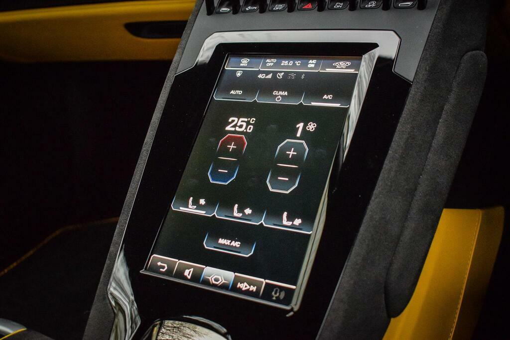 Lamborghini Huracan Sterrato Black #51
